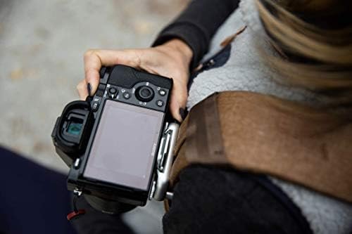 Peak Design Capture Camera Clip V3 (with Plate) - Image 5